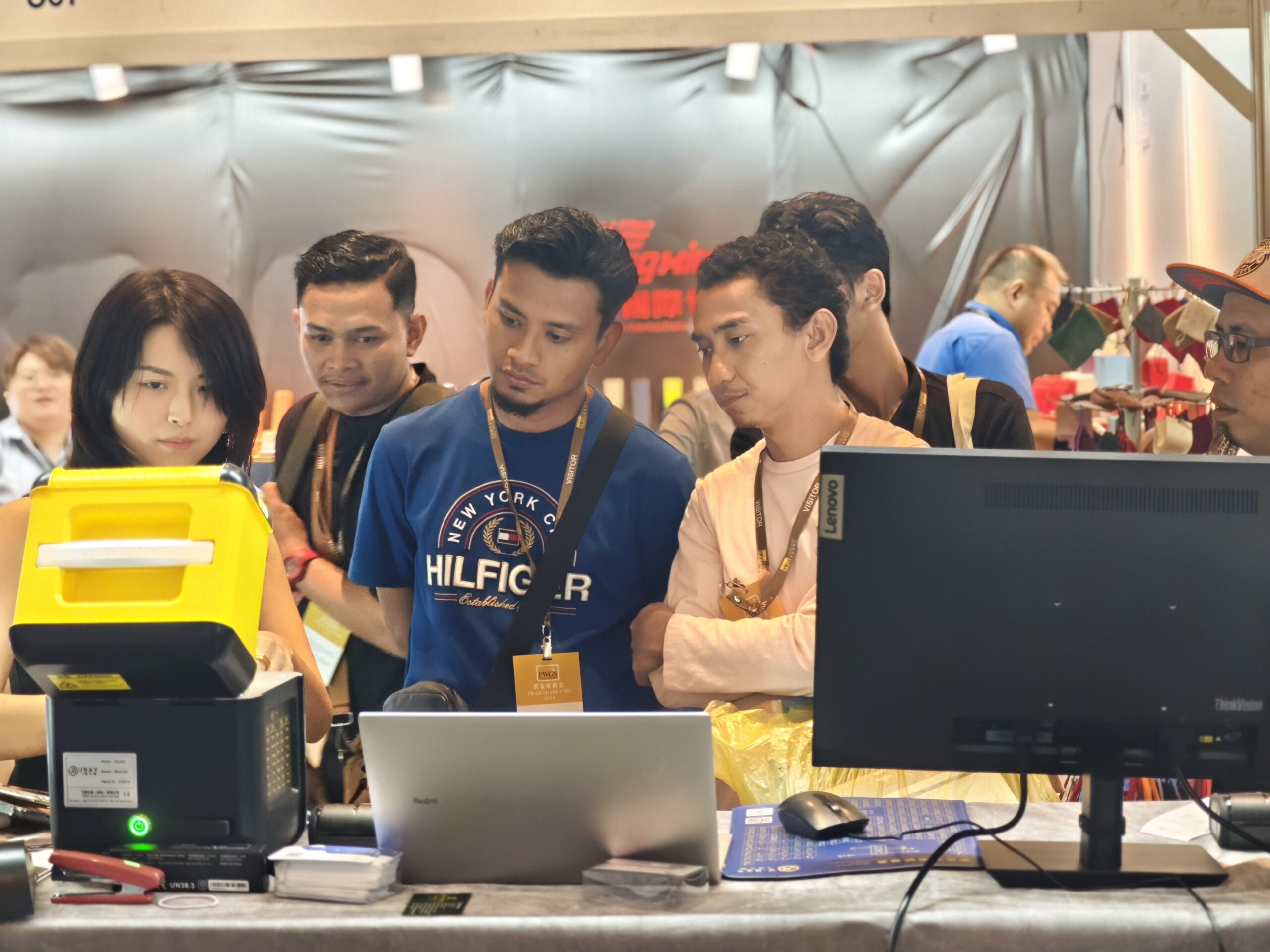 PWGS 무역 박람회 VRAY XRF GOLD TESTER